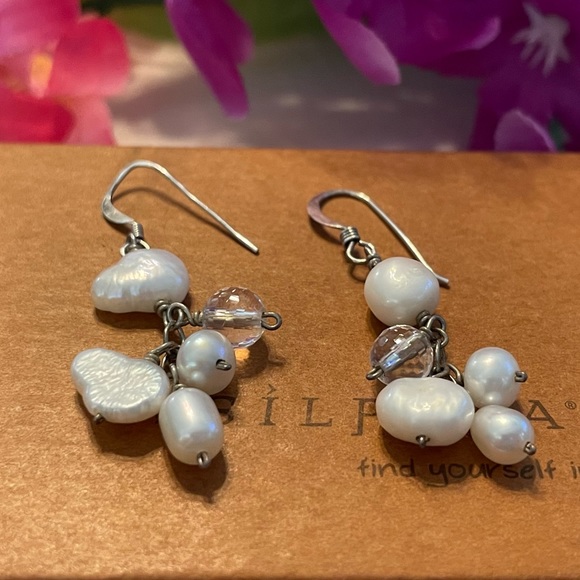 Silpada W0978 Pearl and Crystal Drop Earrings RETIRED - Picture 13 of 16